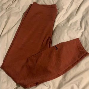 NWOT Nike leggings